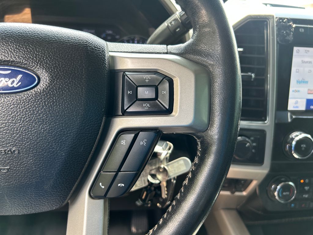 Used 2020 Silver Ford Lariat image 19