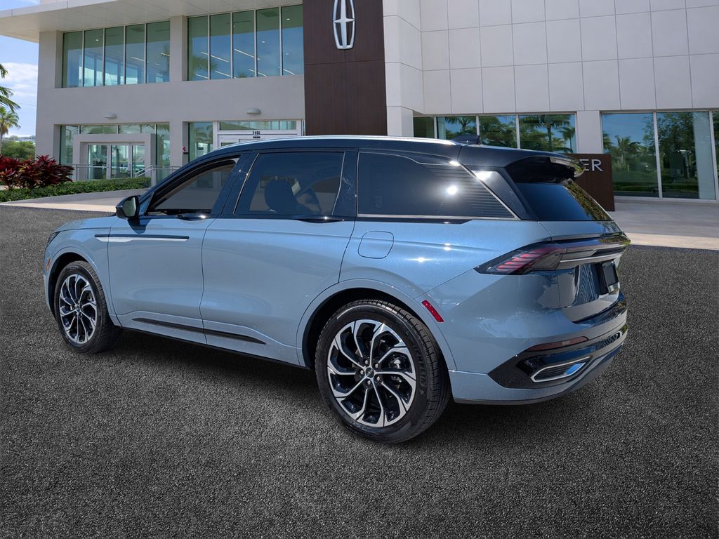 new 2025 Lincoln Nautilus car, priced at $63,474