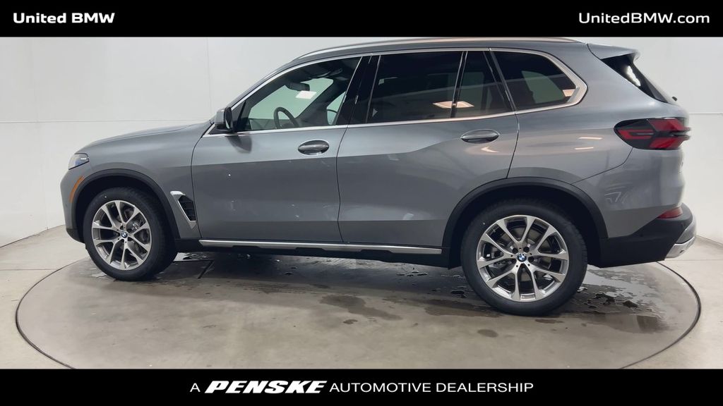 Thumbnail: 2026 BMW X5 - 6