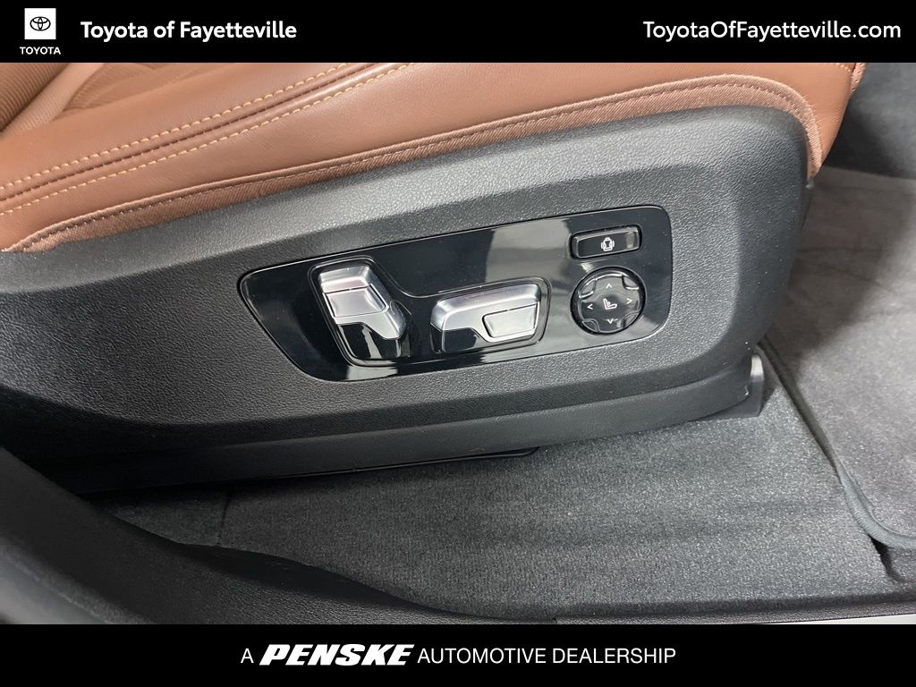 Thumbnail: 2024 BMW X5 - 8