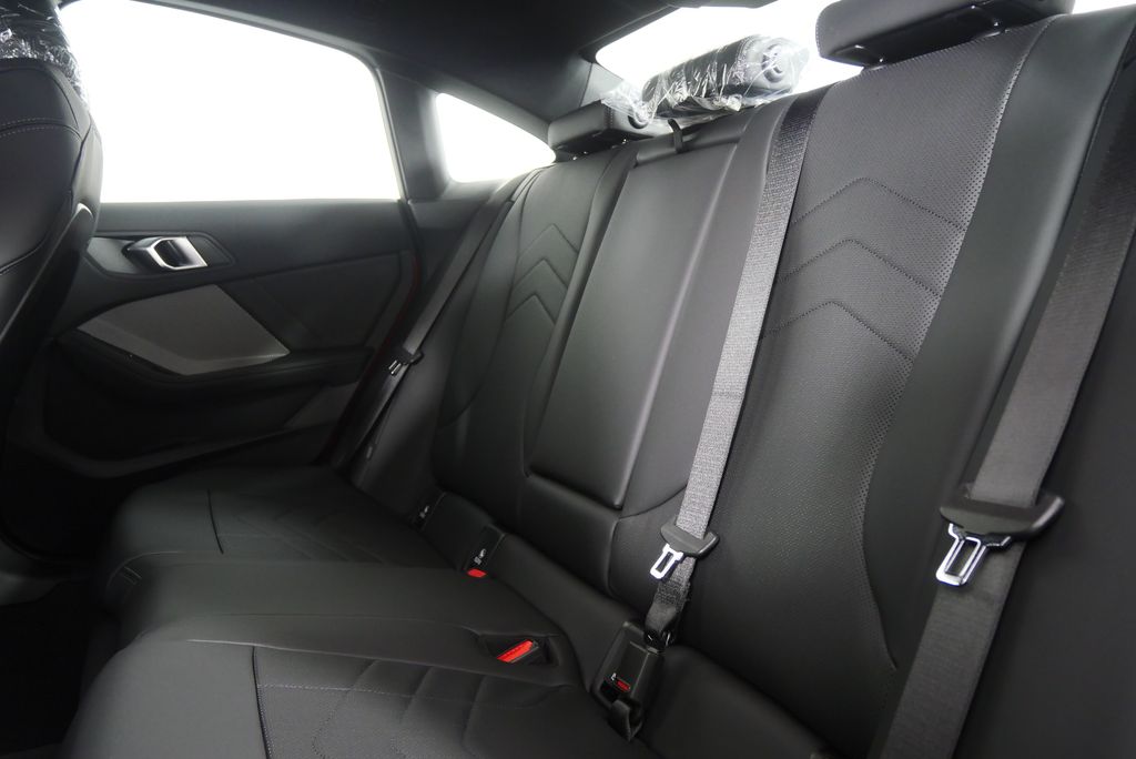 Thumbnail: 2026 BMW 2 Series - 16