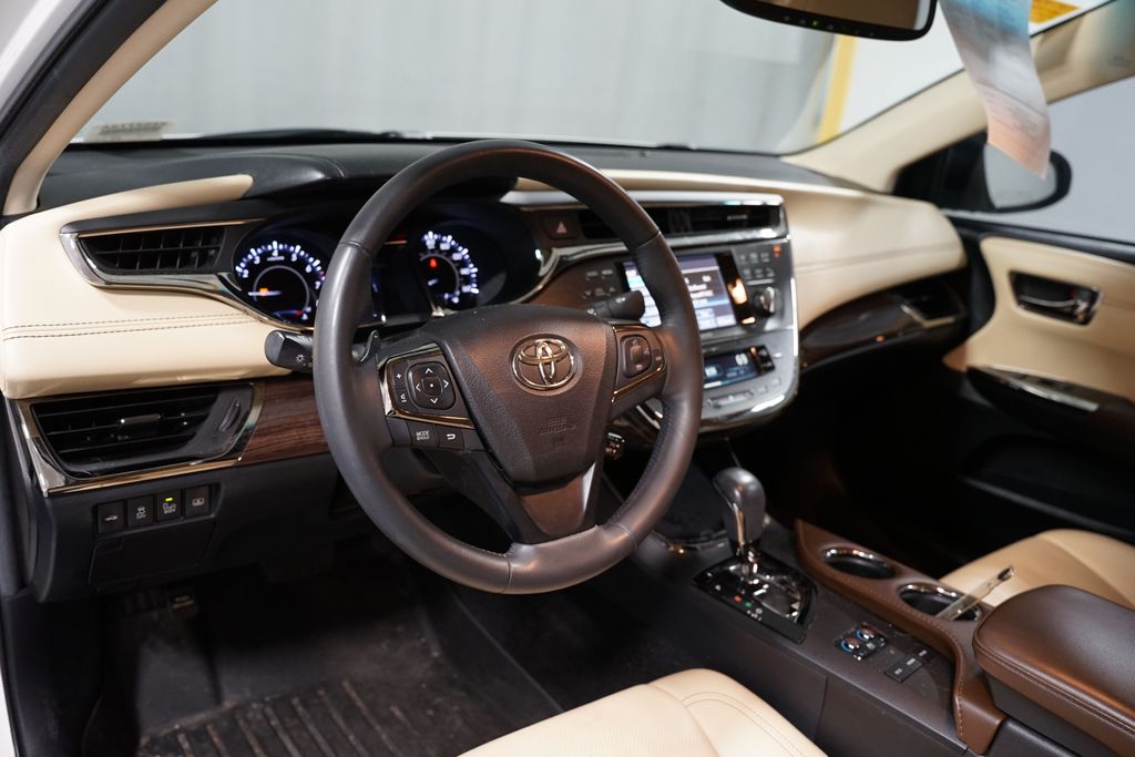 Thumbnail: 2014 Toyota Avalon - 7