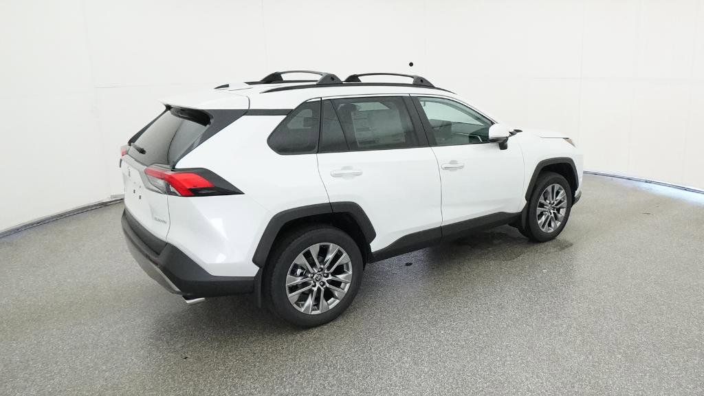 Thumbnail: 2025 Toyota RAV4 - 27