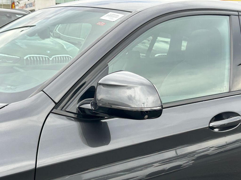 Thumbnail: 2020 BMW X4 - 10