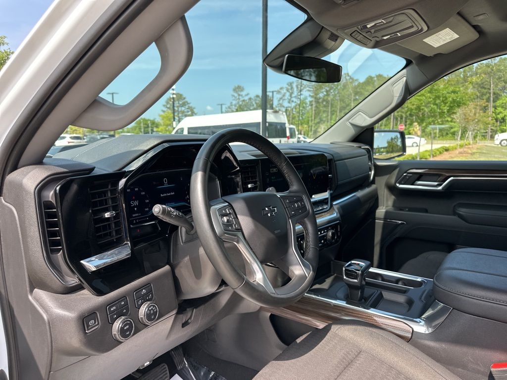 2023 Summit White Chevrolet Silverado 1500 LT Trail Boss 4X4 Truck