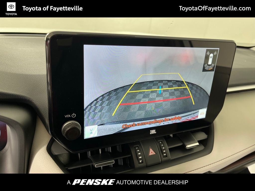 Thumbnail: 2025 Toyota RAV4 - 32