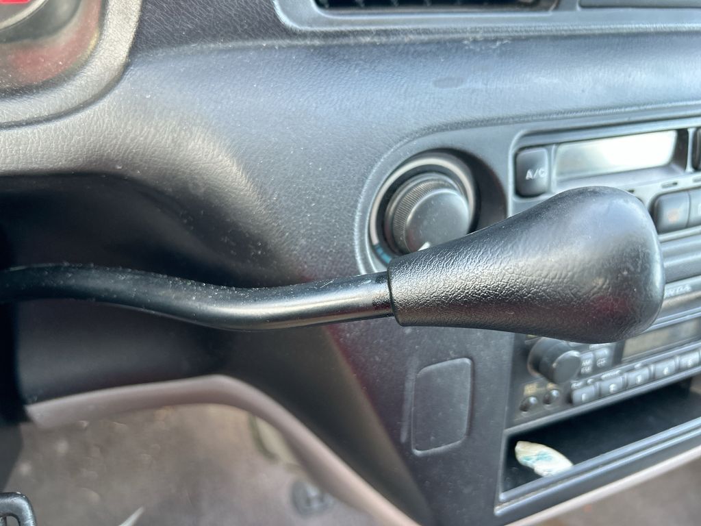 Thumbnail: 2002 Honda Odyssey - 23