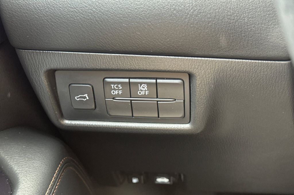 Used 2019 Black Mazda Grand Touring image 35