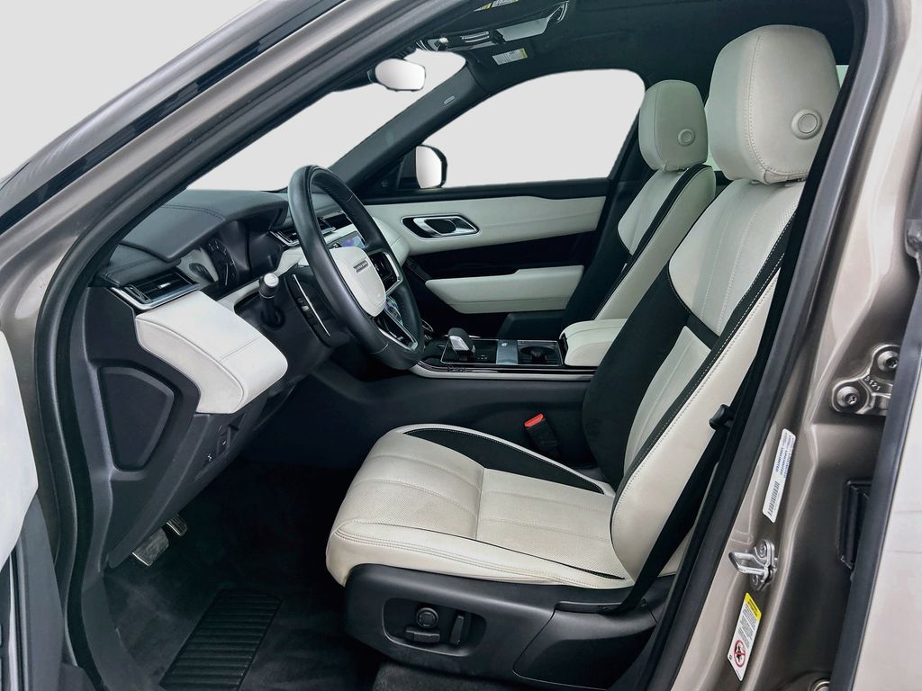 Thumbnail: 2023 Land Rover Range Rover Velar - 18