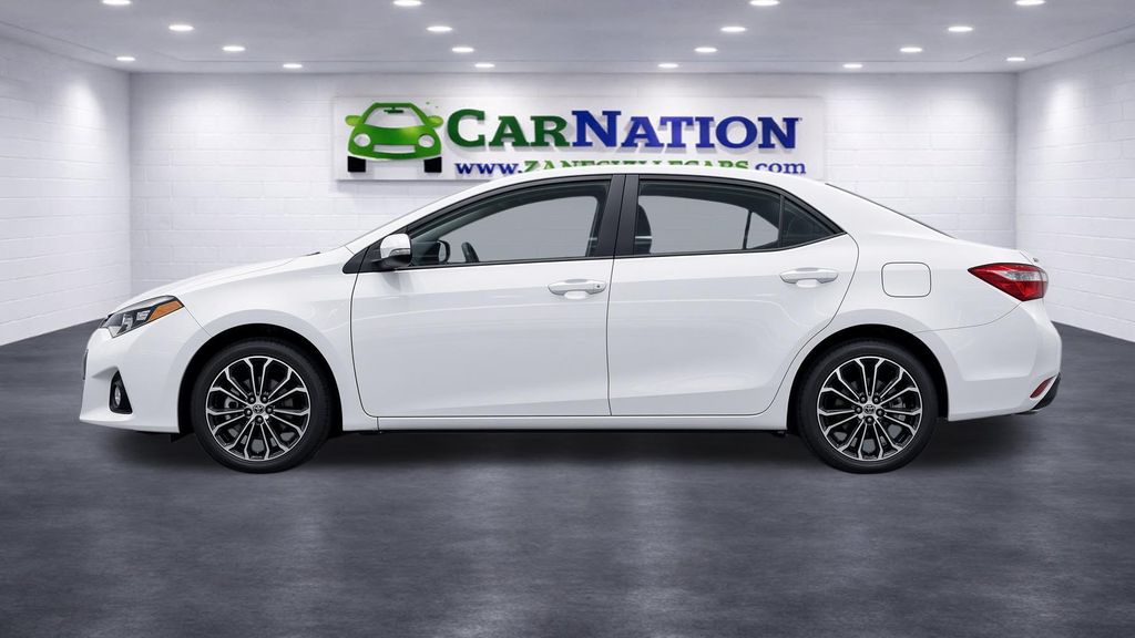 2016 Toyota Corolla S Plus - Image 4