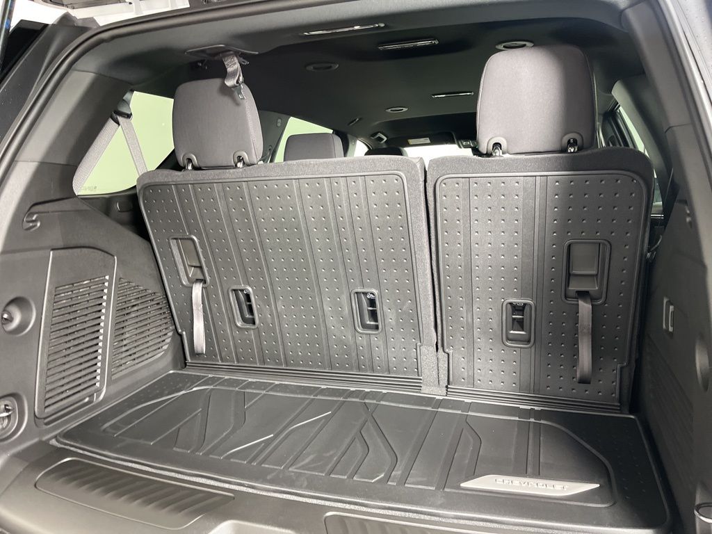 Thumbnail: 2026 Chevrolet Tahoe - 20