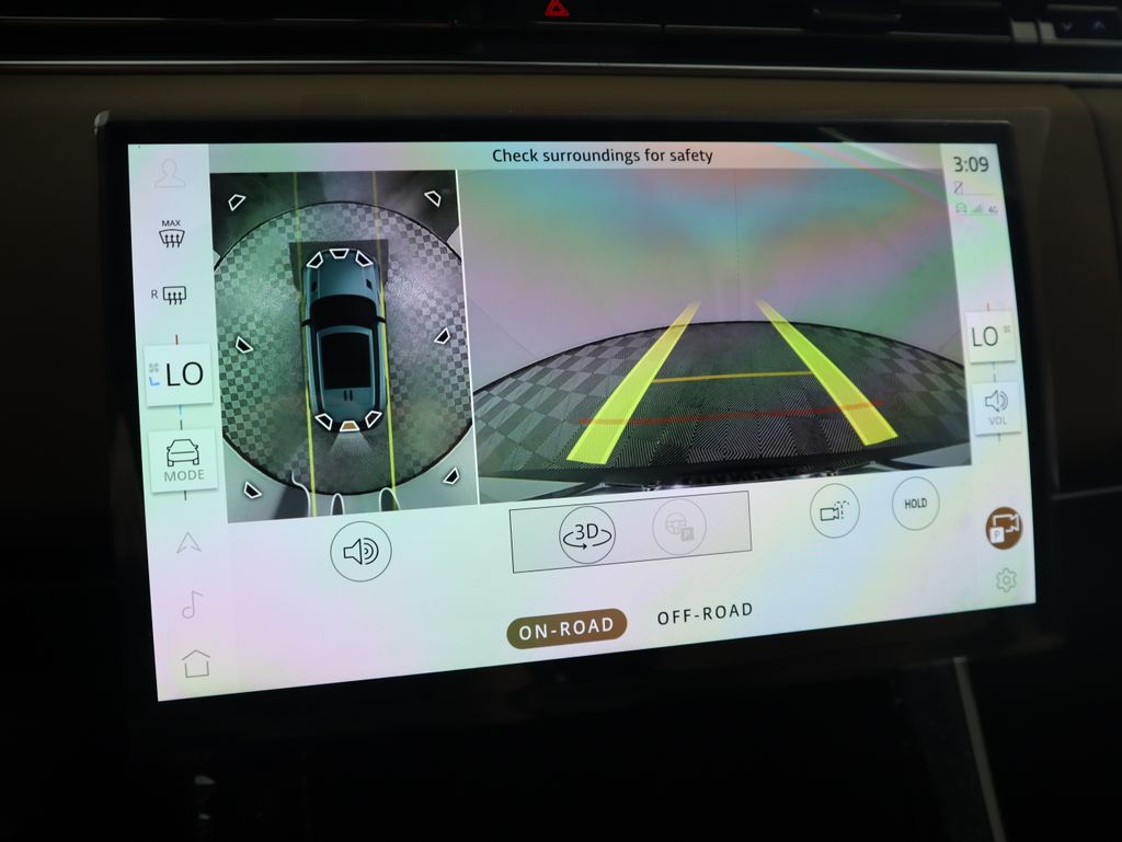 Thumbnail: 2025 Land Rover Range Rover Sport - 17