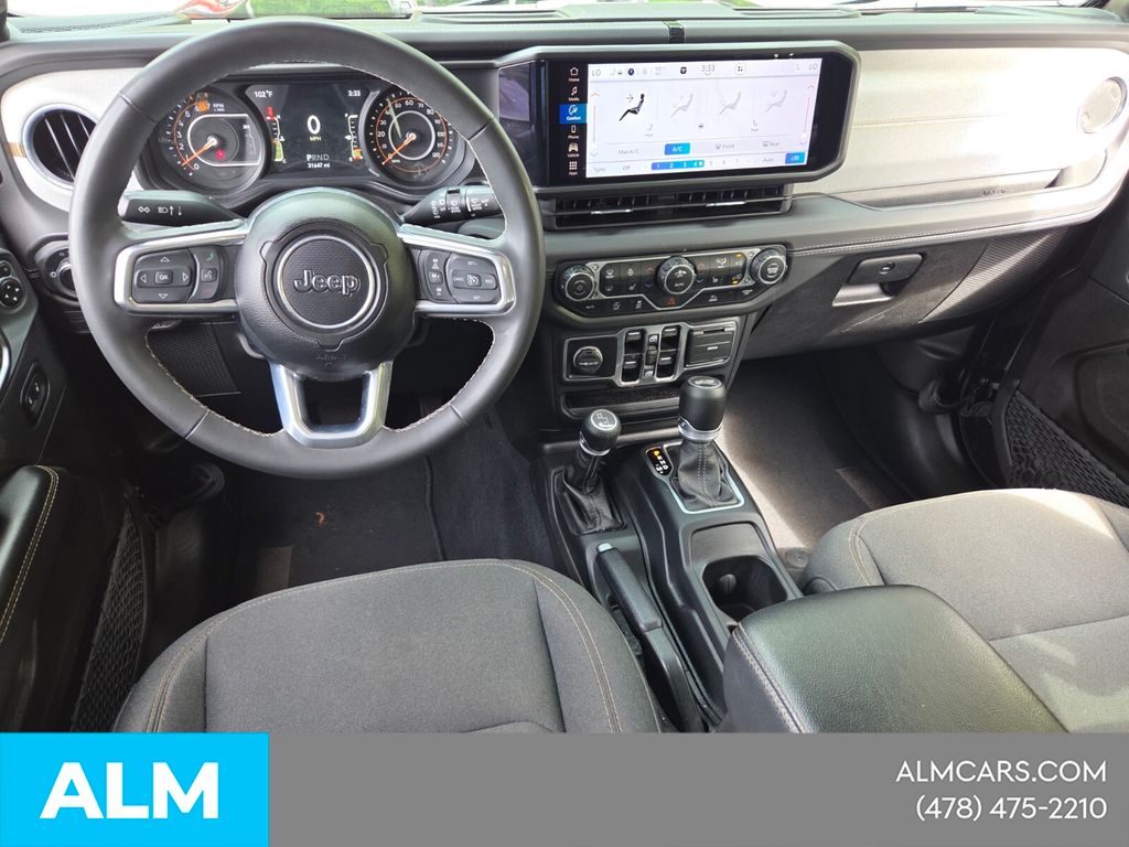 Used 2025 Black Jeep Sahara image 11