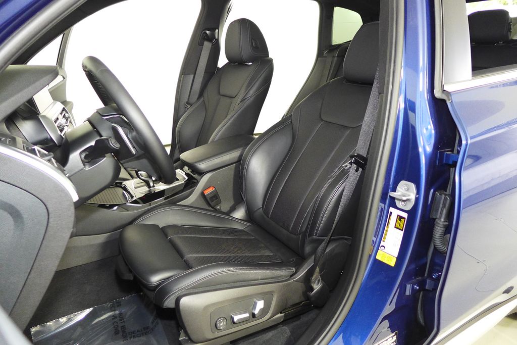 Thumbnail: 2023 BMW X3 - 22