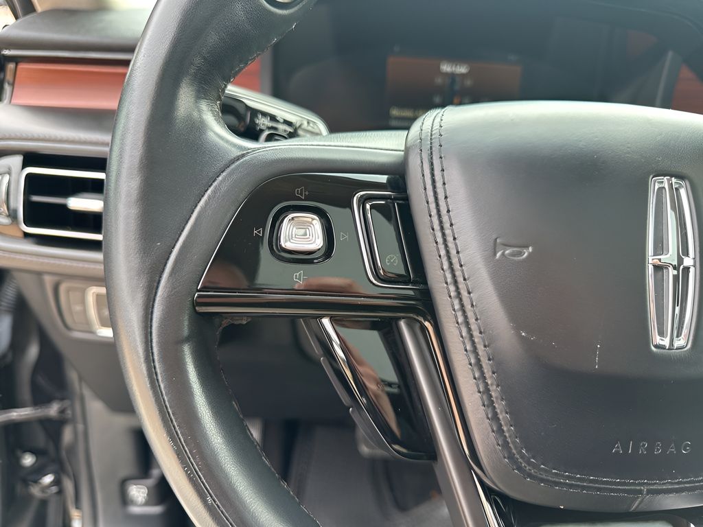 Used Car 2022 Lincoln Aviator  Reserve For Sale Under $50,000 In Austin, Texas