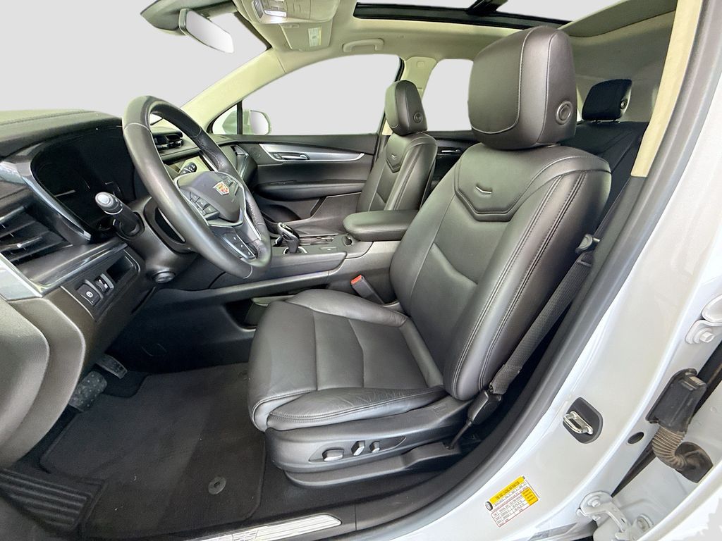 Thumbnail: 2019 Cadillac XT5 - 19
