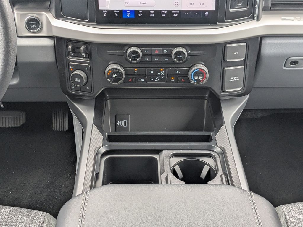 2026 Ford F-250 Super Duty XLT