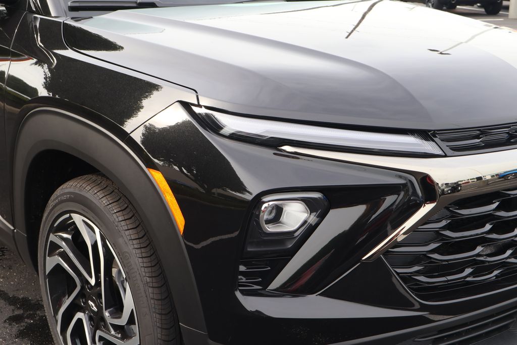 Thumbnail: 2026 Chevrolet TrailBlazer - 4