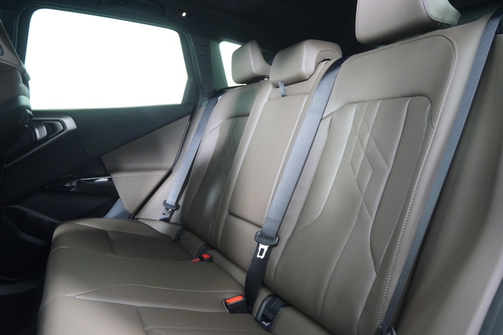Thumbnail: 2026 BMW X3 - 17