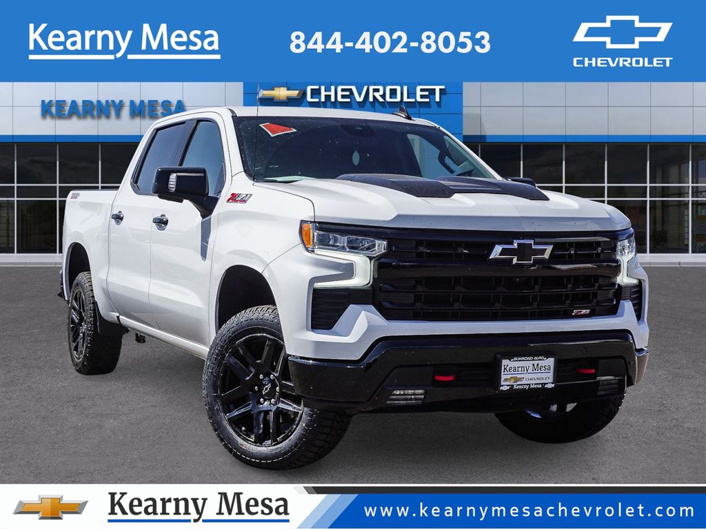 Summit White 2024 Chevrolet Silverado 1500 LT Trail Boss Crew Cab 4WD Pickup Truck Four-Wheel Drive Automatic