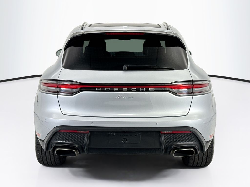 Thumbnail: 2025 Porsche Macan - 6