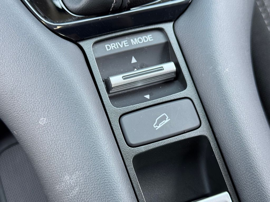 2025 Honda HR-V AWD LX