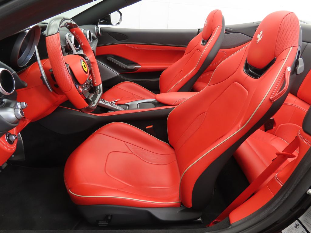 2019 Ferrari Portofino  26