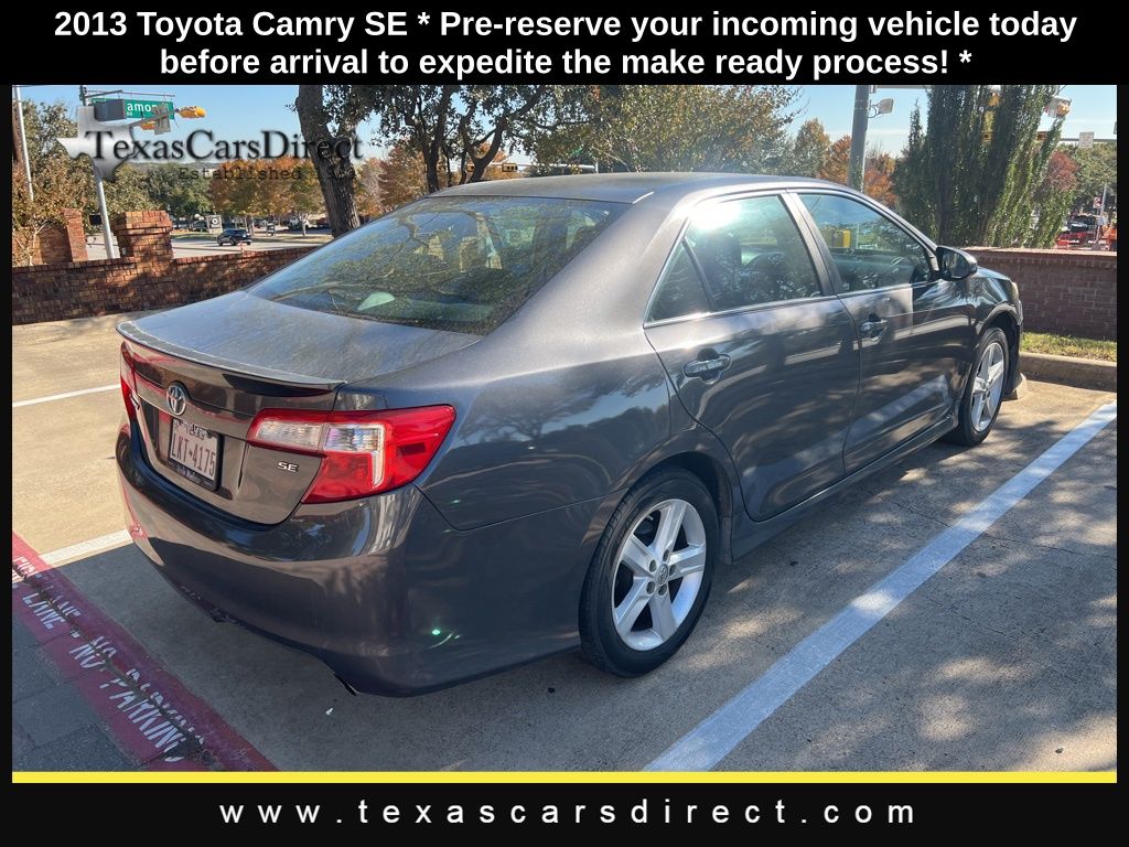 2013 Toyota Camry SE 2