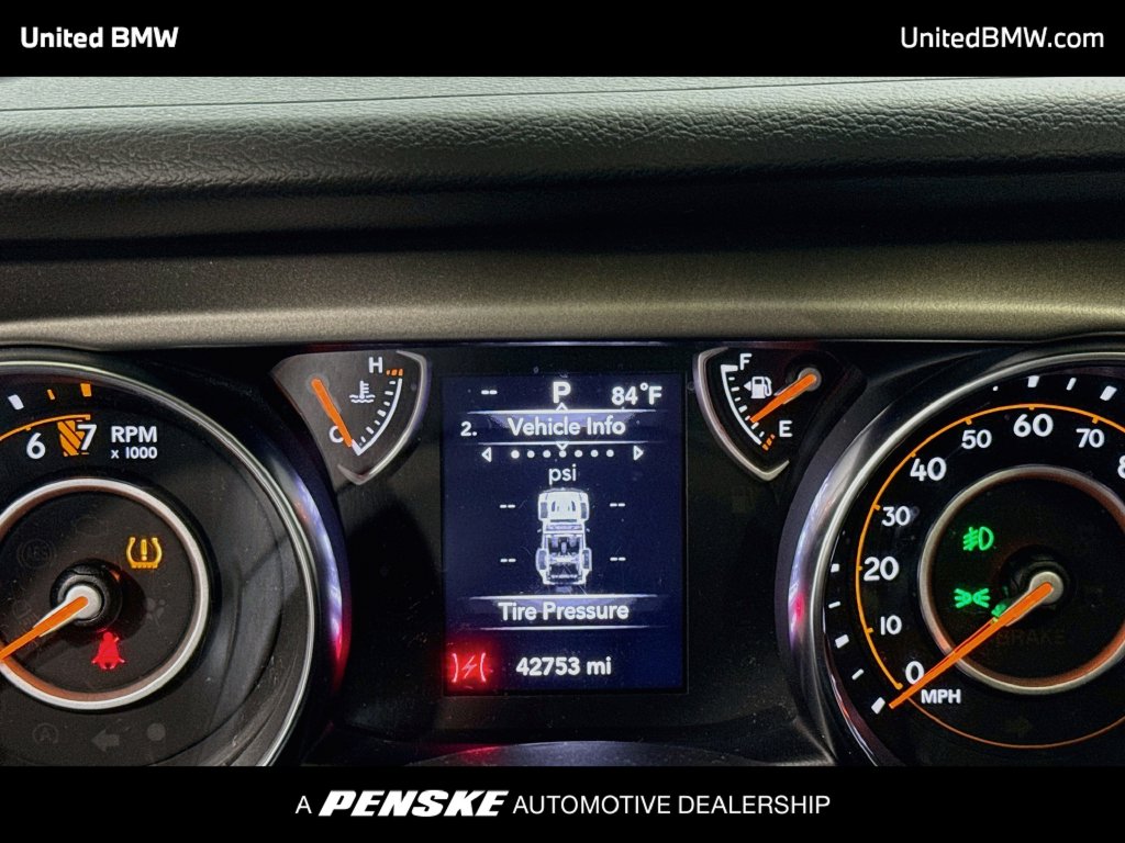 Thumbnail: 2022 Jeep Wrangler - 14