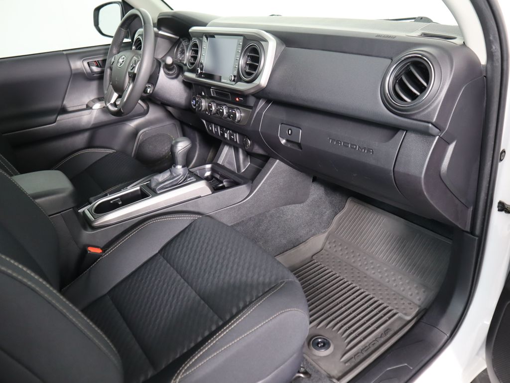 Thumbnail: 2023 Toyota Tacoma - 18