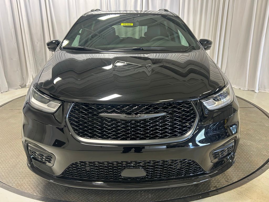 new 2026 Chrysler Pacifica car, priced at $48,575