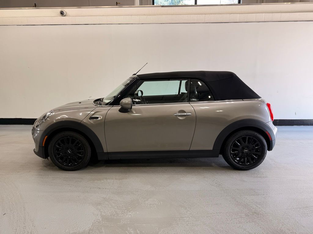 Thumbnail: 2017 MINI Cooper - 2