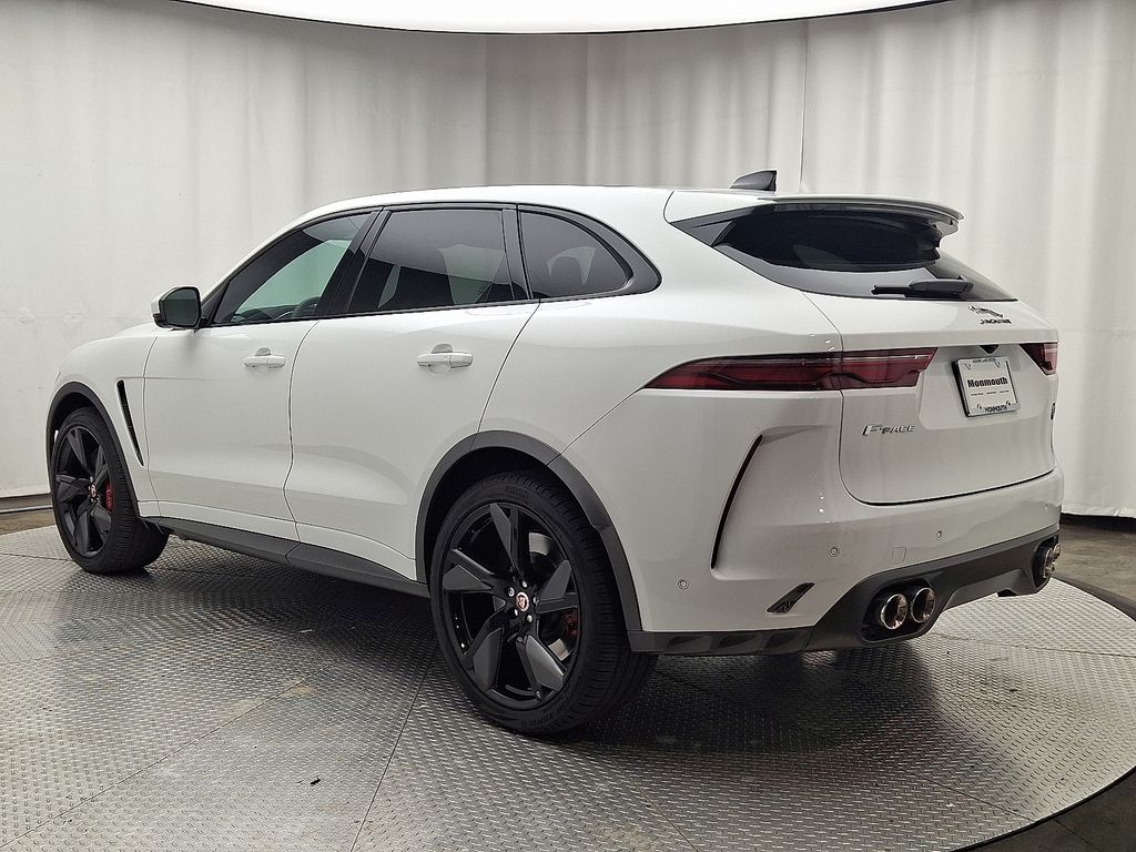 Thumbnail: 2022 Jaguar F-Pace - 6