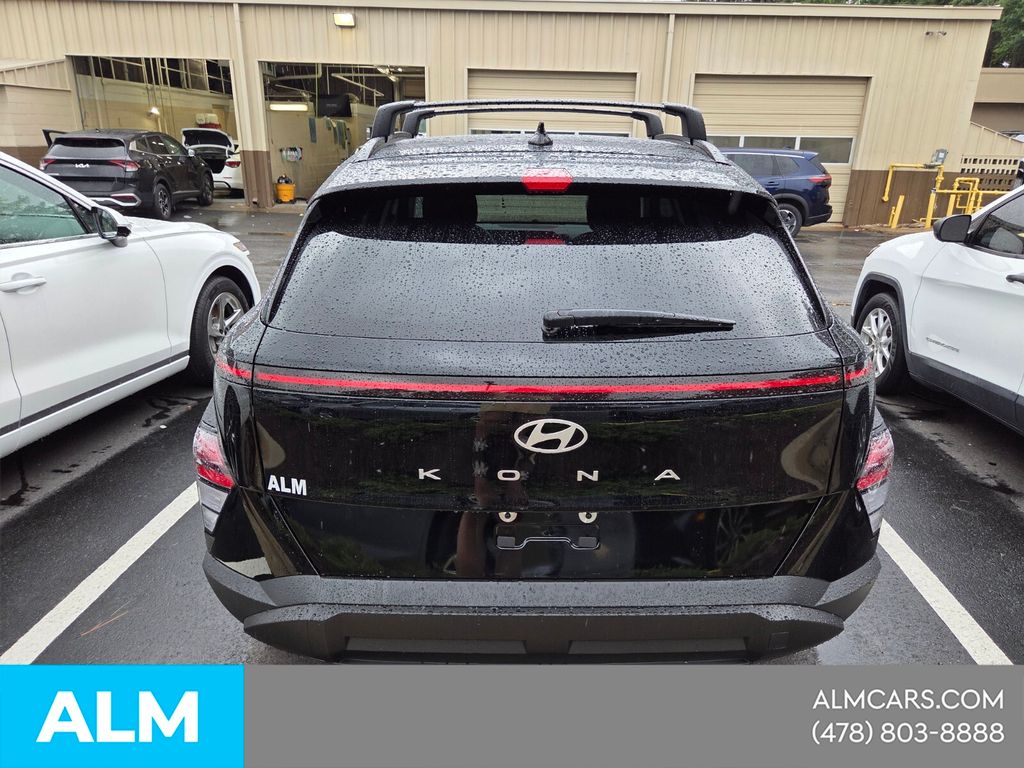 Used 2026 Black Hyundai SEL Sport image 11