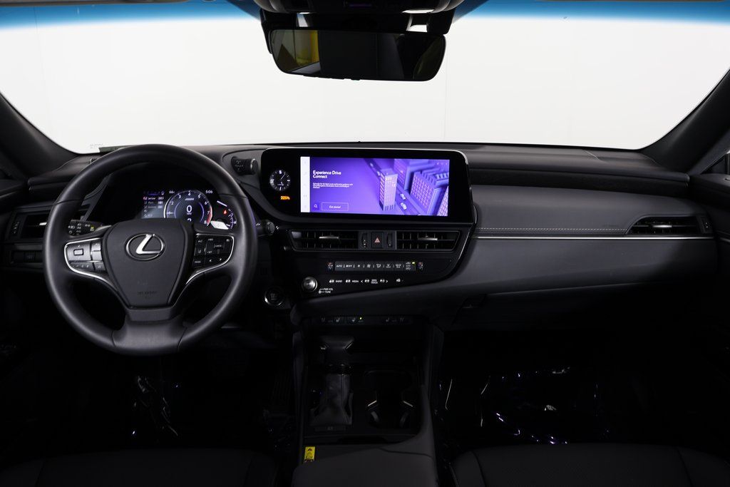 Thumbnail: 2024 Lexus ES - 8