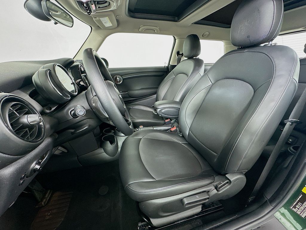 Thumbnail: 2018 MINI Cooper - 20