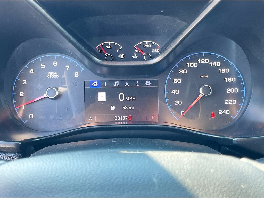 2021 GMC Canyon Denali - 11