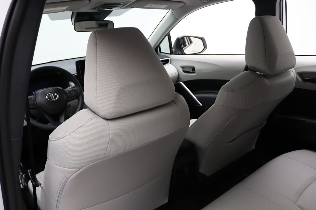 Thumbnail: 2026 Toyota Corolla Cross - 18