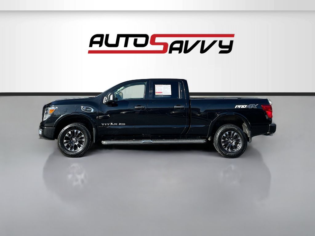 Used 2018 Magnetic Black Nissan PRO-4X image 4