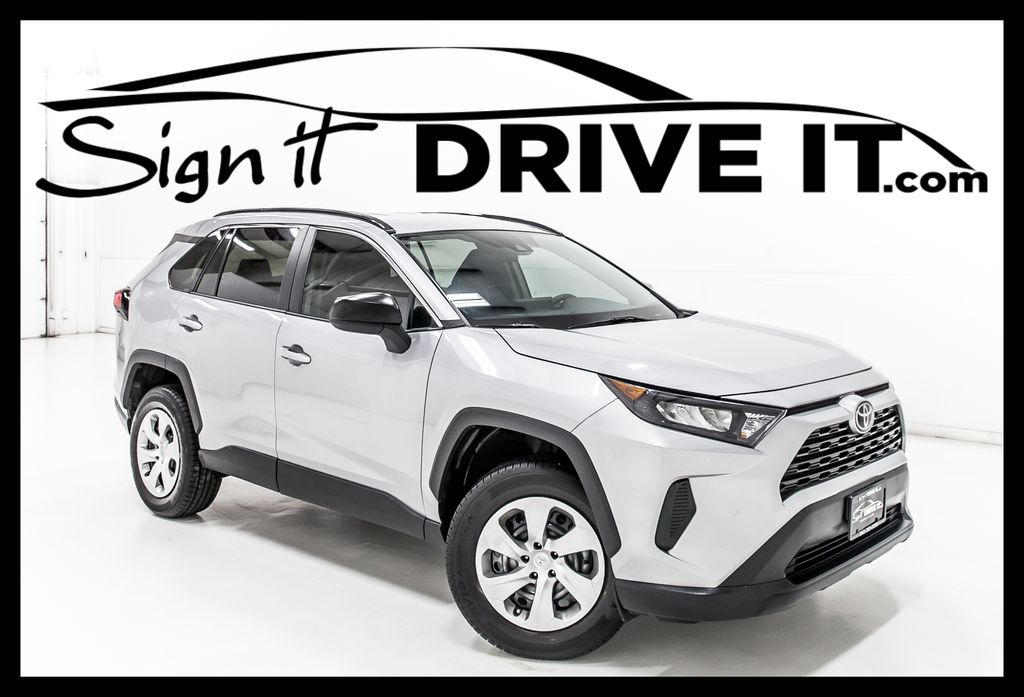  2019 Toyota RAV4 LE AWD   