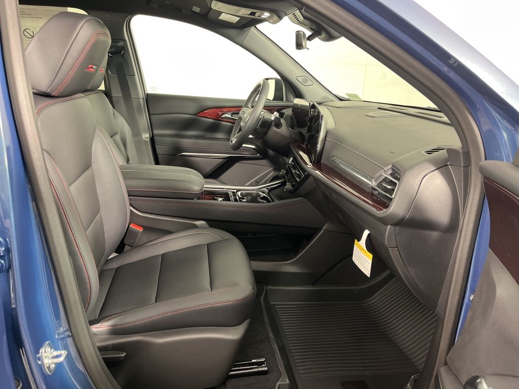 Thumbnail: 2026 Chevrolet Traverse - 8