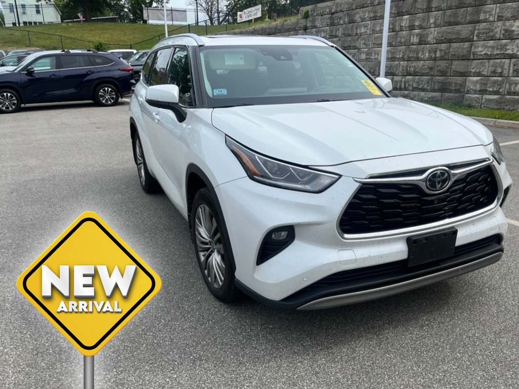 2022 Toyota Highlander Platinum