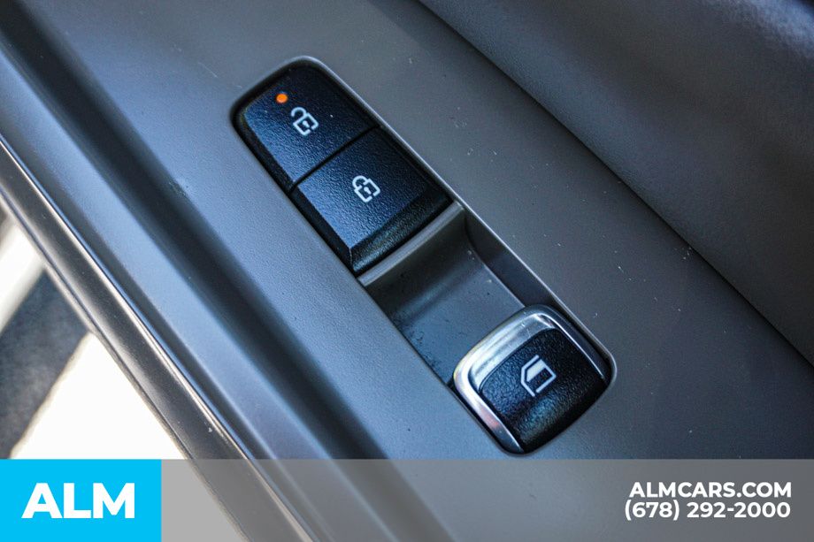 Used 2025 Black Kia LXS image 42