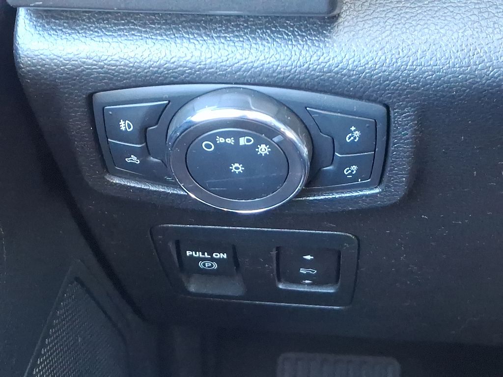 Thumbnail: 2018 Ford F-150 - 23