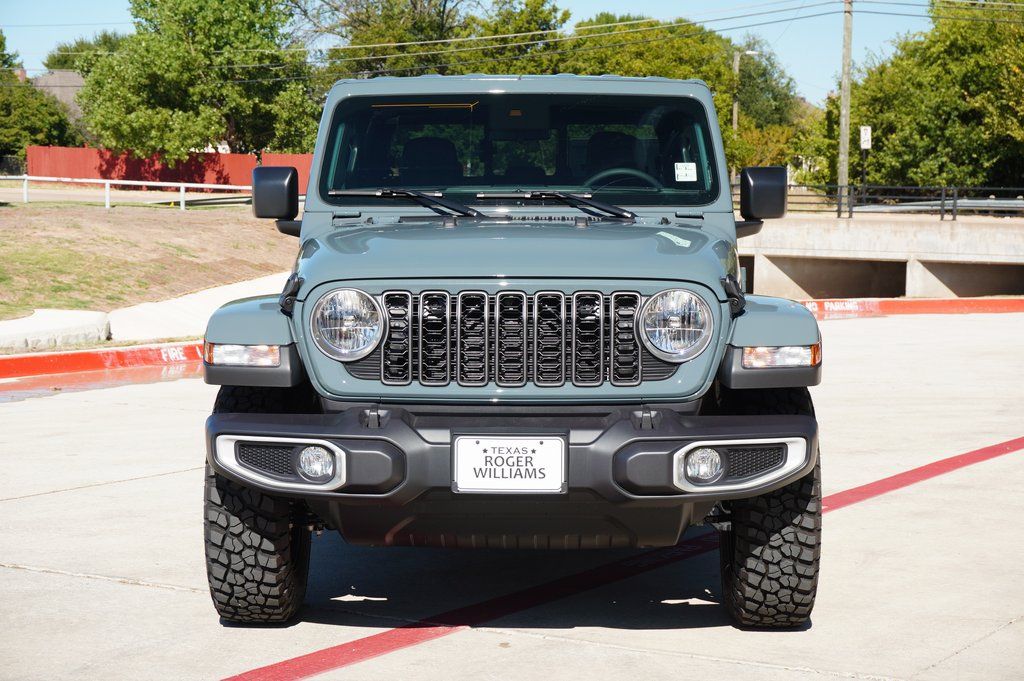 New Car 2025 Jeep Gladiator  Sport For Sale Under $50,000 In Weatherford, Texas