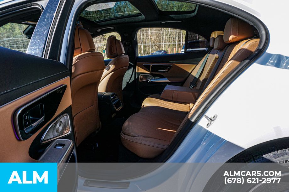 Used 2024 White Mercedes-Benz E 450 image 21