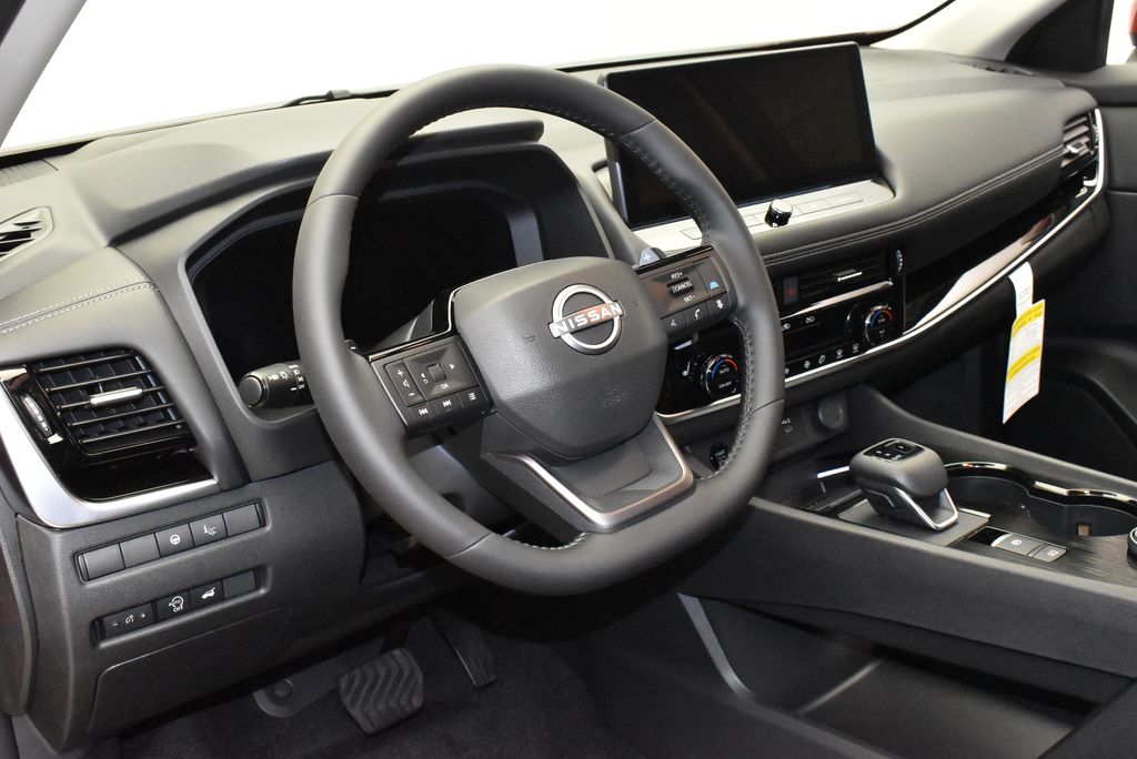 Thumbnail: 2025 Nissan Rogue - 16