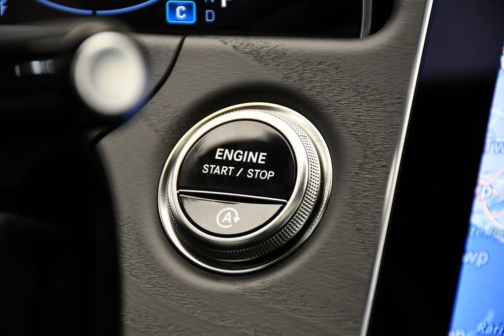 Thumbnail: 2026 Mercedes-Benz E-Class - 26