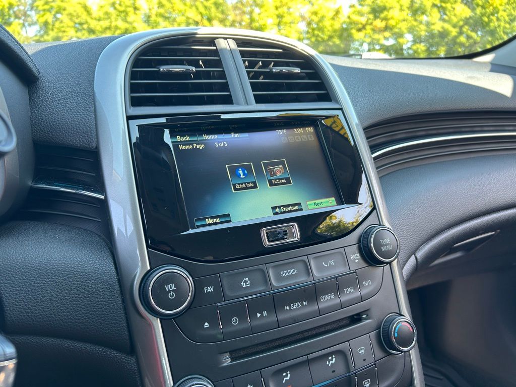 Thumbnail: 2014 Chevrolet Malibu - 32