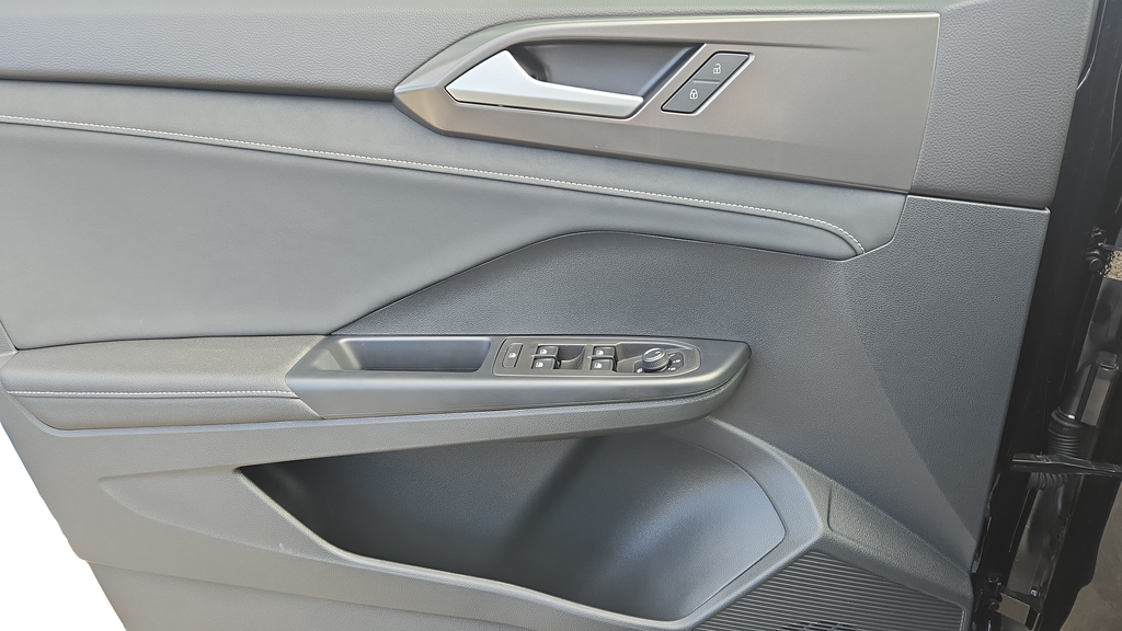 2026 Volkswagen Taos